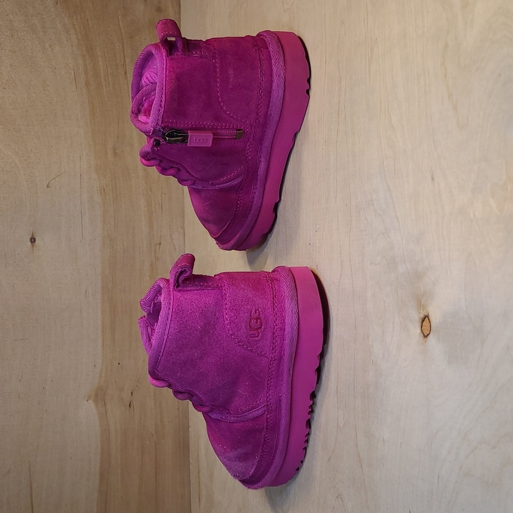 UGG Kids Neumel II Chukka Pink Boots Kids Size 8C - Picture 8 of 12